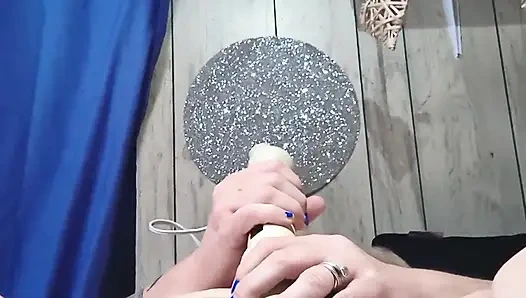 Azgın kaltak edepsiz ihtiyaçlarını memnun etmek için 3 kullanıyor