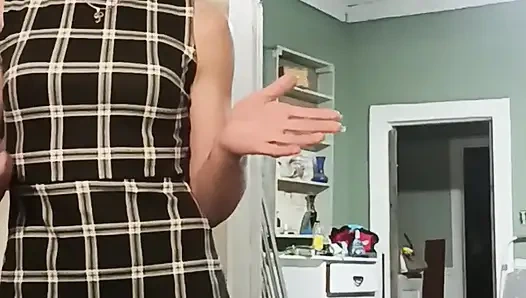 Komşu oğlu külotumu koklarken yakalandı