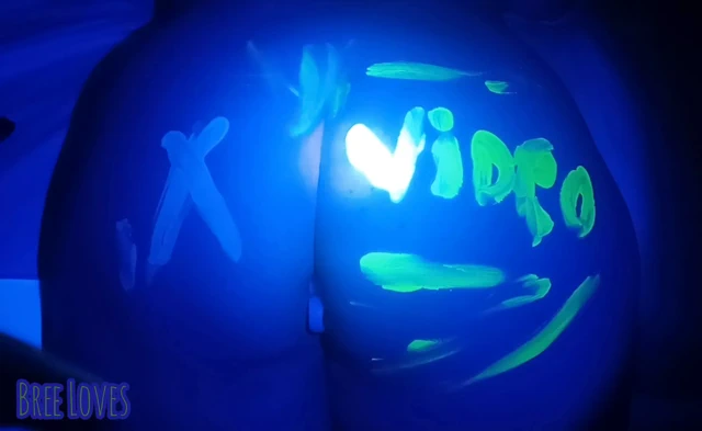 Anal bakire orgazm itibaren göt oyun