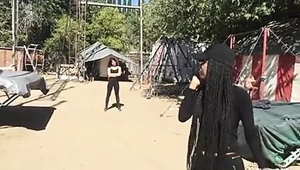 Kungfu ladysong gungfu