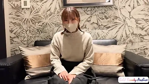 Hızlı bir erkek arkadaşla çıkıyor ve sonunda sürekli zevki keşfediyor ve yeniden yazılıyor samimiyet