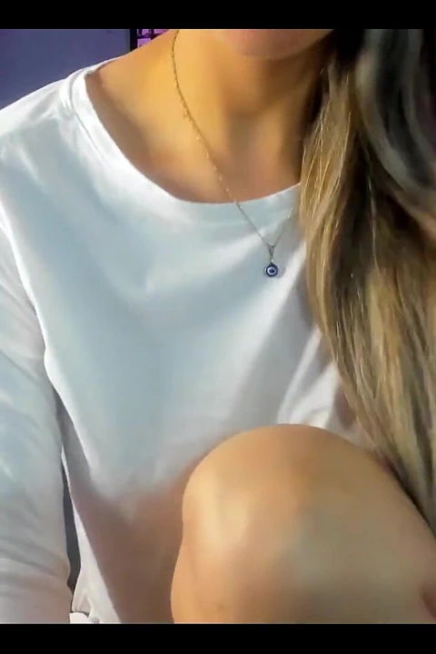 Asmr, göt tıkacımla kulağında konuşuyor