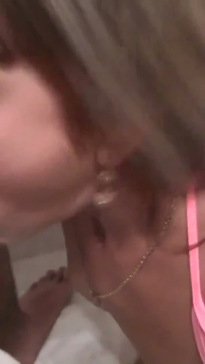 amatör sıska sıcak bikini bebeğim gider tüm dışarı içinde banyo bj | Klip 2
