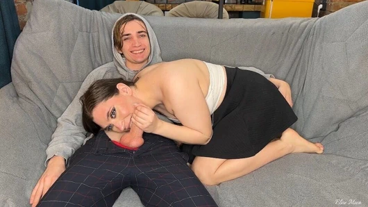 Film izlemek için aradı ama içine boşaldı