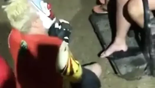 palyaço ayak ibadet