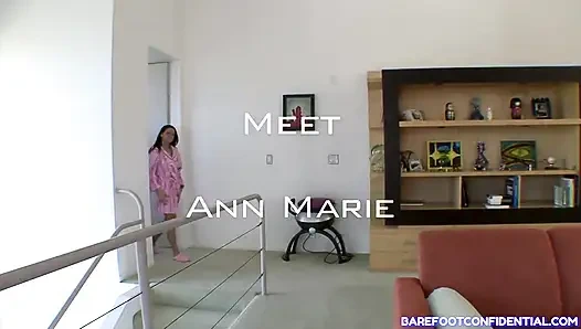 Meet Ann Marie ayak fetişi