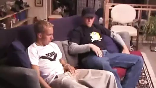 Kullen ve noah emmek çük