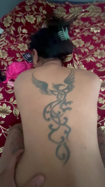 Ateşli hintli transeksüel tam video, linkime katıl
