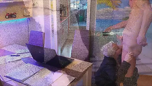 İç ofis - ve patron her şeyi gördü