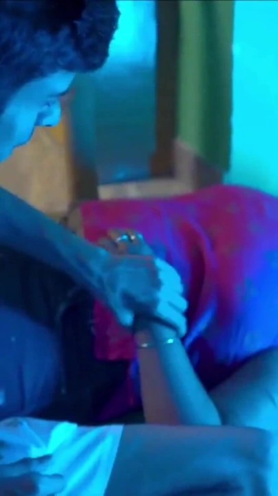 Güzel büyük memeli yenge devar ile sert seks! Hintli kadın seks | Klip 1