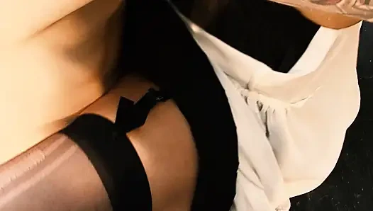 Orta yaşlı seksi kadın fısıltılar bölüm 1