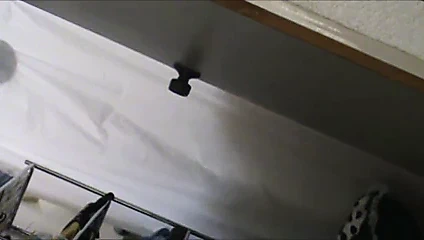 Ale Grita Mientras es Penetrada en la Regadera