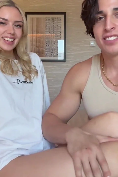 Azgın boğa ateşli sarışın aldatan evli kadının içine boşalıyor