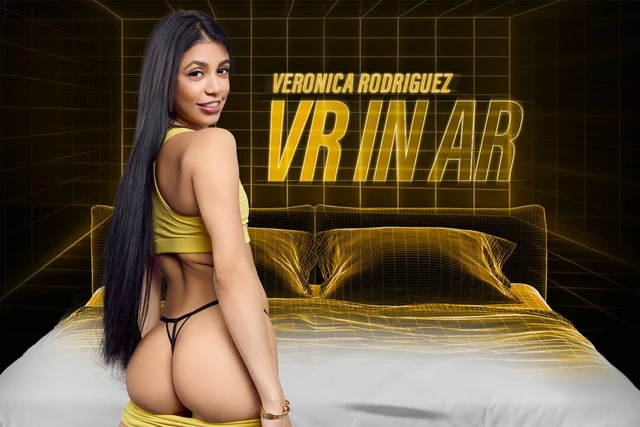 PassthroughVR после интенсивной тренировки Veronica Rodriguez нуждается в сексуальном исцелении с ее большой секс-игрушкой