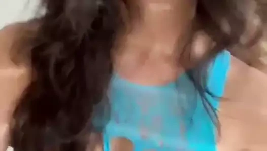 büyük göğüsler 58
