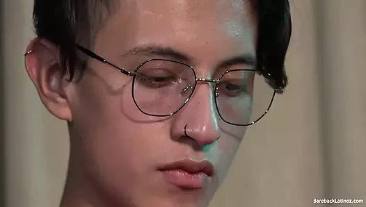 Latin oğlan olacak mastürbasyon kapalı