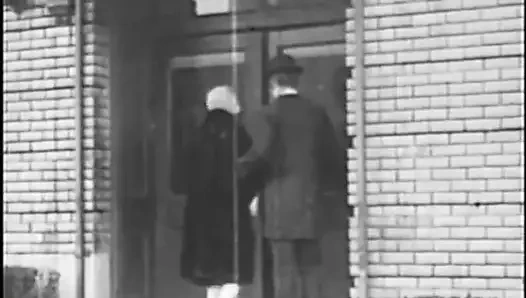 Büyükbabanın ev partisi - (full hd'ye yükseltildi)