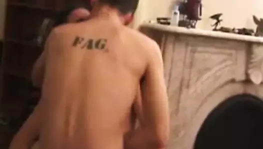 Heteroseksüel Jake ve Aries sikişiyor