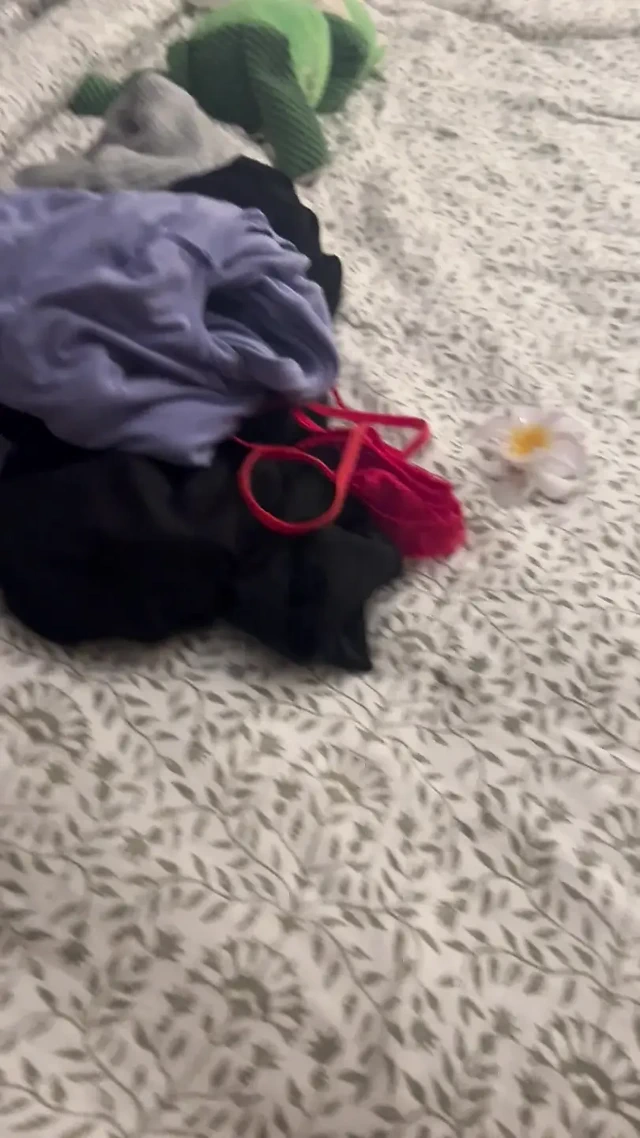 Beyaz genç pawg külot kokluyor