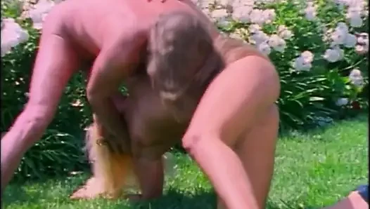 Açık havada seksi cennet rüyası!