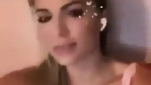 Ludovica Pagani le esce per sbaglio