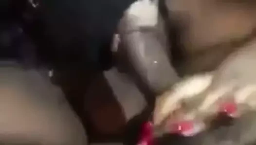 Masked deepthroating siyah bbw fahişe