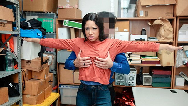 Shoplyfter - hırsız soyulur ve becerdin alır
