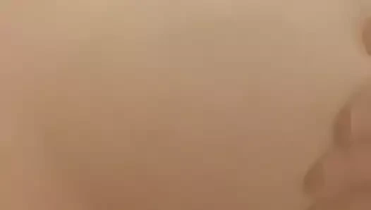 busty bebeğim içinde duş