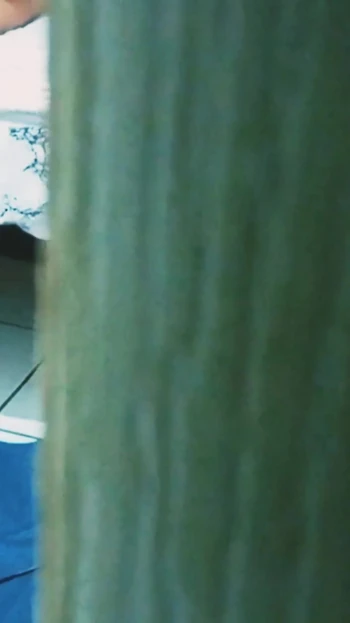 Незабываемый момент из "наблюдаю, как моя невестка мастурбирует и в стрингах через дверь"