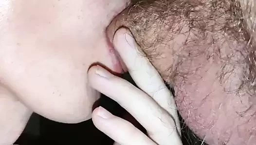 Korkak veren bir iyi oral seks