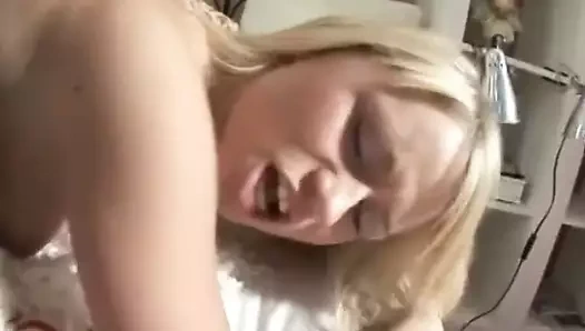 Sarışın genç Rus anal