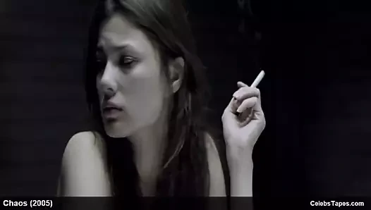 Natassia malthe yanıp sönen ona memeler ve kadın iç çamaşırı video