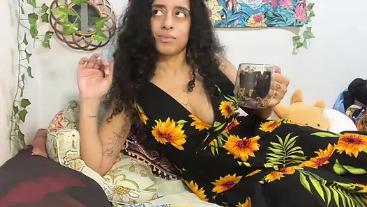 Kıllı amcık tanrıçasıyla kahvaltı