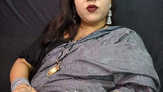 Üvey anne ve üvey oğul _ üvey anne üvey oğluna götünü ve amcığını siktiriyor