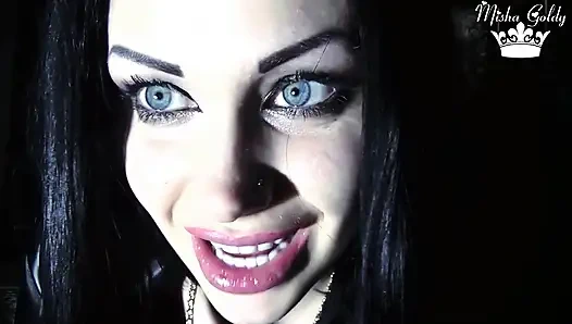 Seksi cadının boğazının içine boşal ve yutul, fetiş!