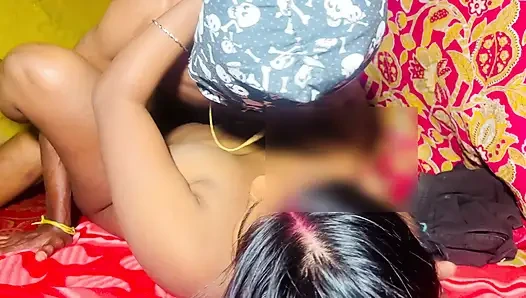 Ateşli karımla misyoner ve vahşi domaltarak en iyi sert karışım edepsiz konuşma