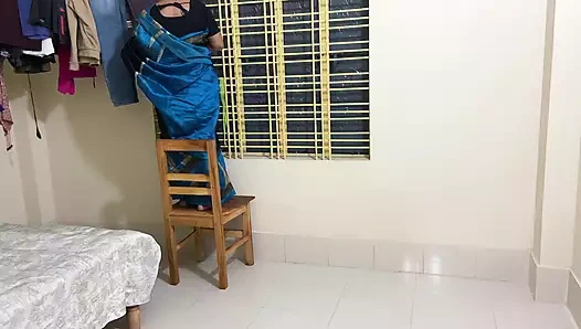 Teyzemi tuttum ve amını sikmeye başladım