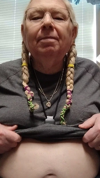 Сексуальные __Maxine