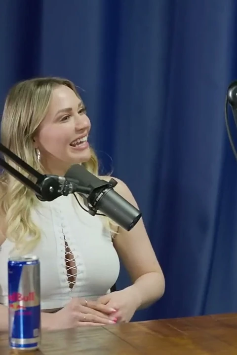 Mia Malkova porno endüstrisi hakkında bilmediğiniz şeyler hakkında...