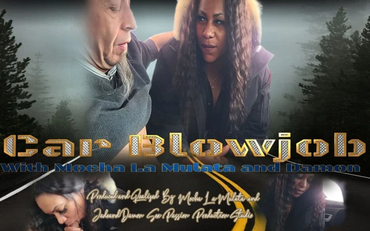 Mocha La Mulata ve Damon ile arabada oral seks