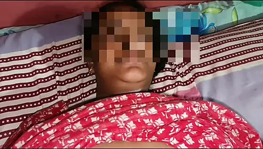 Hintli çift ateşli ev yapımı seks