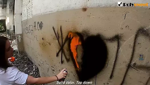 Boyalı grafiti ve orada becerdin
