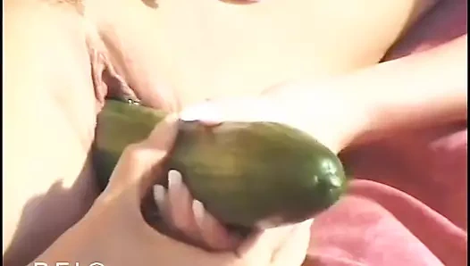 Yapış yapış bir öğleden sonra.