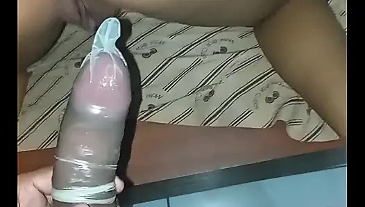 Yepyeni götüm ve kıllı amcığım amatör