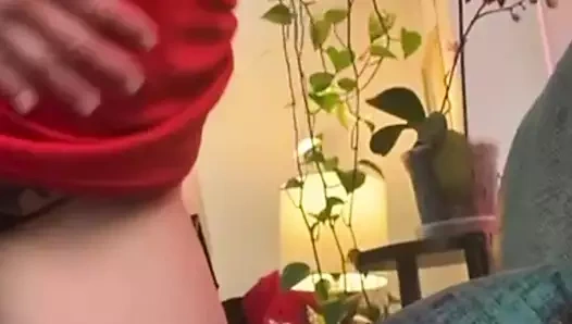 Üvey anne ve üvey kardeşinin yaramaz sırrı