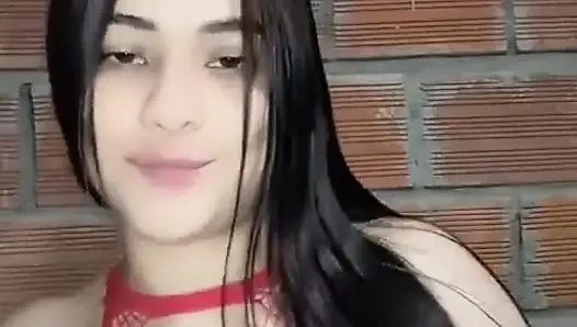 Üvey anne ve güzel göğüsleri yuliethgomez ile amatör eğlence