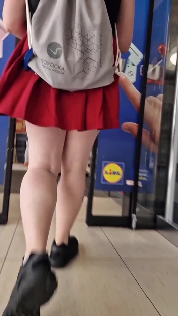 в магазине без нижнего белья