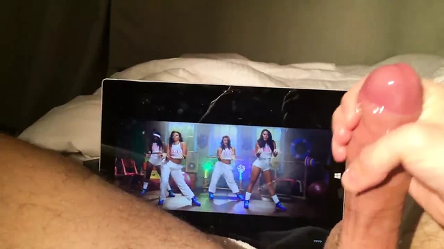 Mastürbasyon kapalı ve sağladım için nicki minaj anaconda