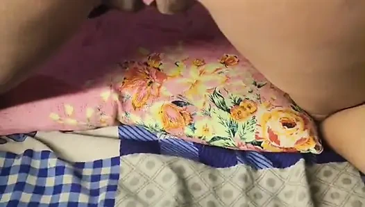 Deshi bhabhi ki tabiyat kharab cudai