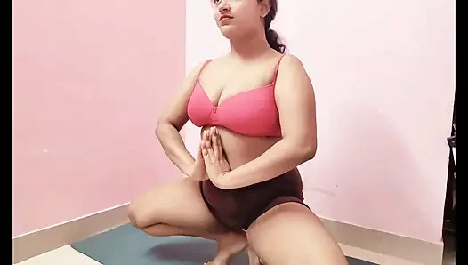 Üvey kız kardeşim çalışmaya başladı ve fıstık ezmemi çalıyor